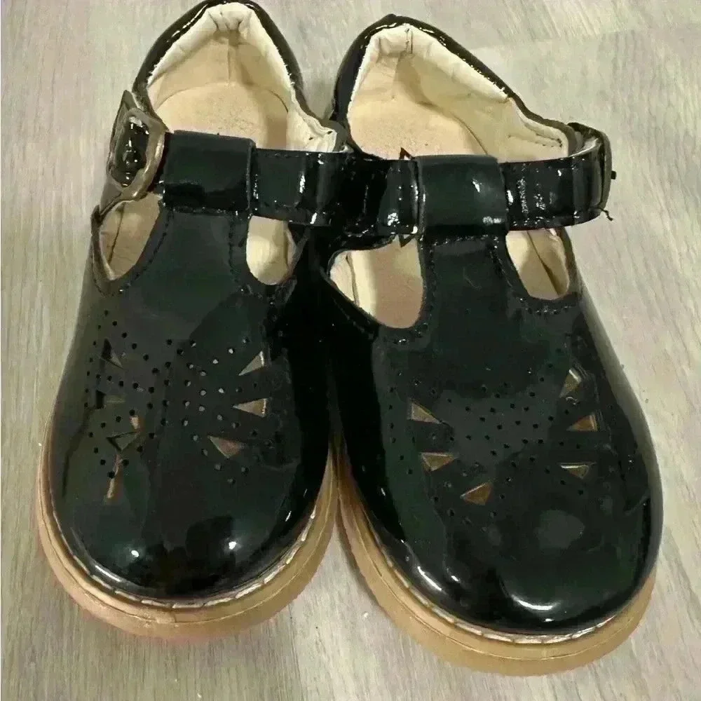MG Baby Black Patent Leather Mary Jane Buckle Shoes Toddler Kids Size 6.5